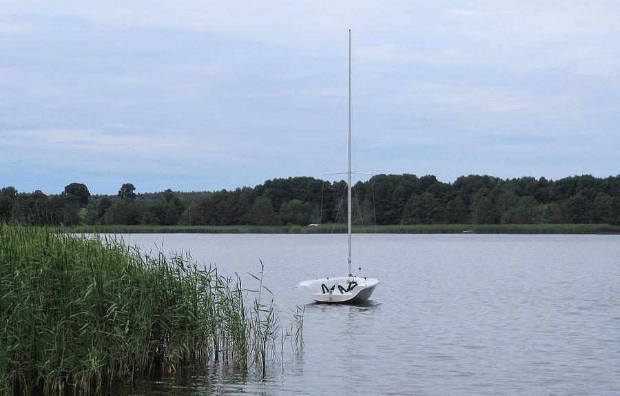 Samotna łódka, Zbrowo