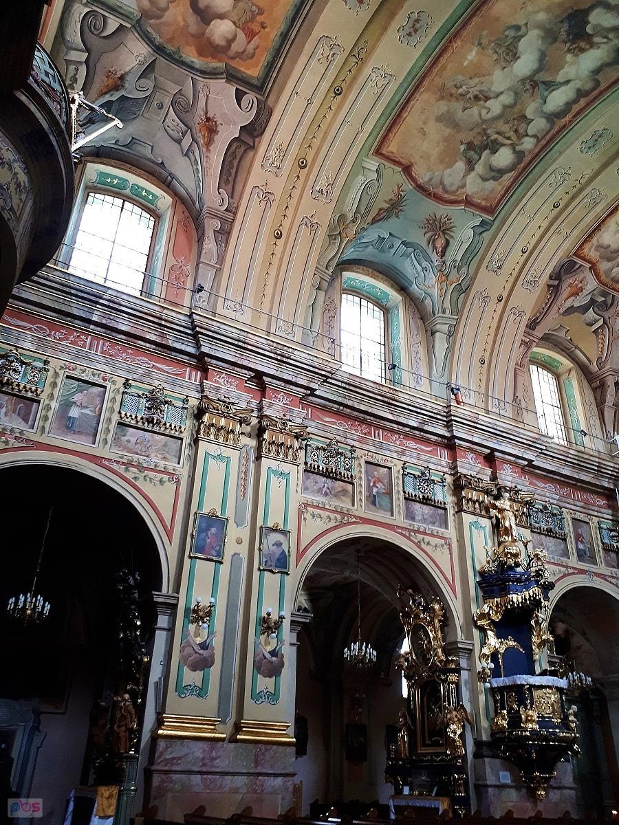 Wnętrze kościoła Franciszkanów w Przemyślu