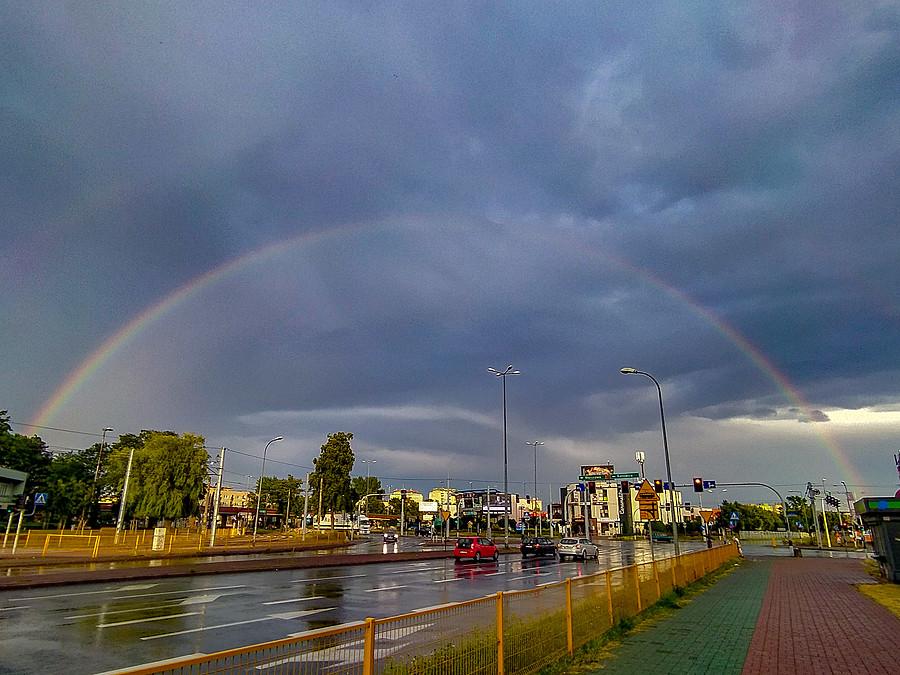 Tęcza nad Błesznem.