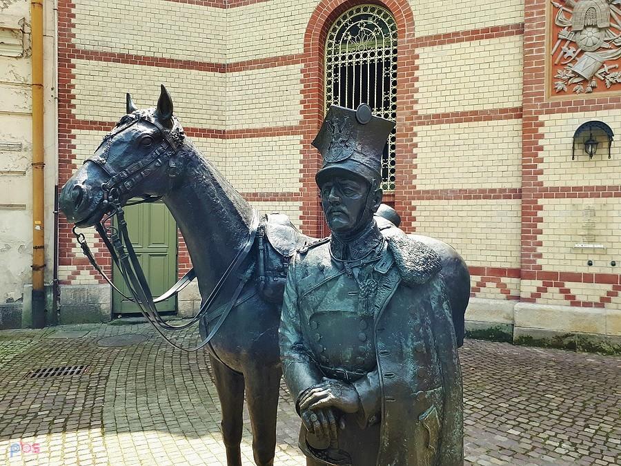 Przemyśl -rzeźba polskiego Legionisty