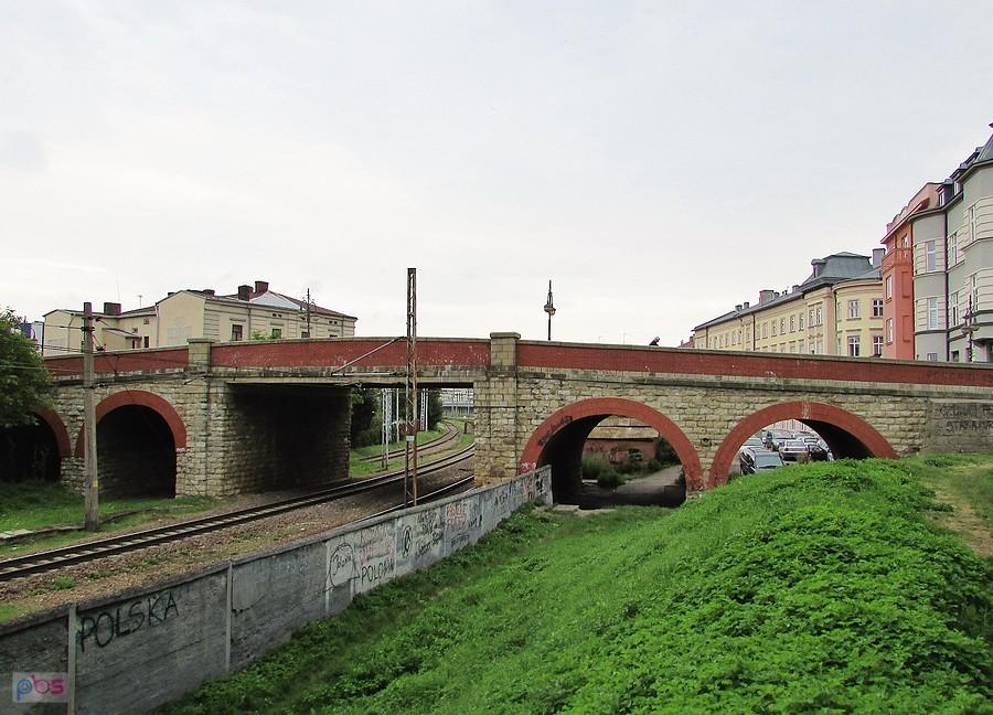 Kamienny Most w Przemyślu, wiadukt na torami zbudowany w 1891 roku