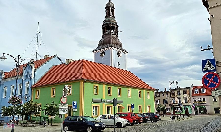 Rynek w Nowym Miasteczku. Ujęcie III