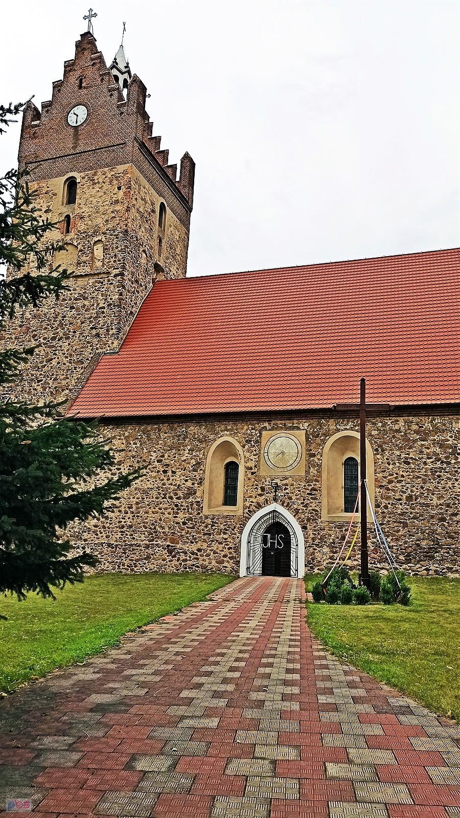 Kościół z 2 poł. XIII w. w Mycielinie