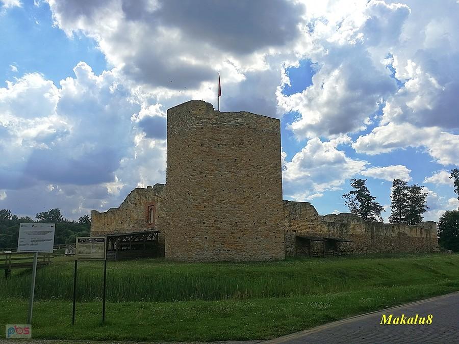 Zamek w Inowłodzu