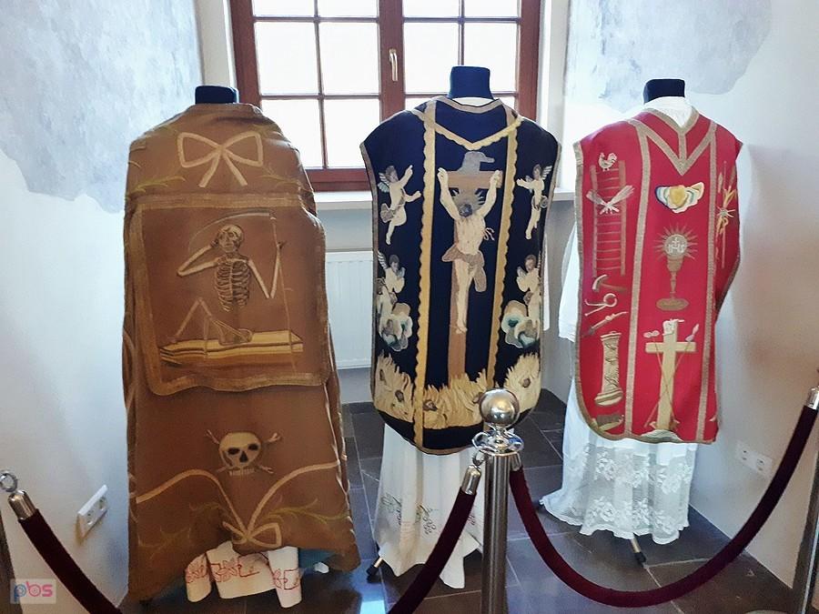 Ornaty z manufaktury hrabiny Ludwiki z Mniszchów Potockiej