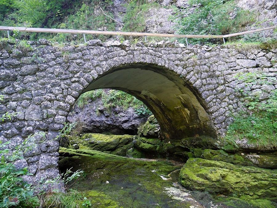 Śliczny mostek