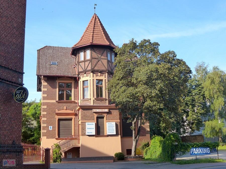 Ładny domek przy ul. Boboli