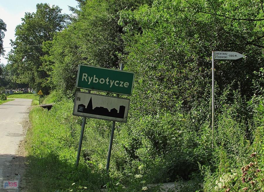 Rybotycze - ścieżka do cmentarza żydowskiego
