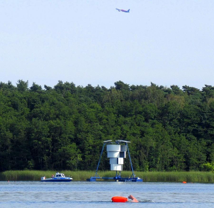 Od góry: samolot, aerator, policja i pływak, Jezioro Strzeszyńskie, Poznań