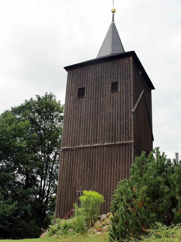 Wieża kościelna w Henzendorf