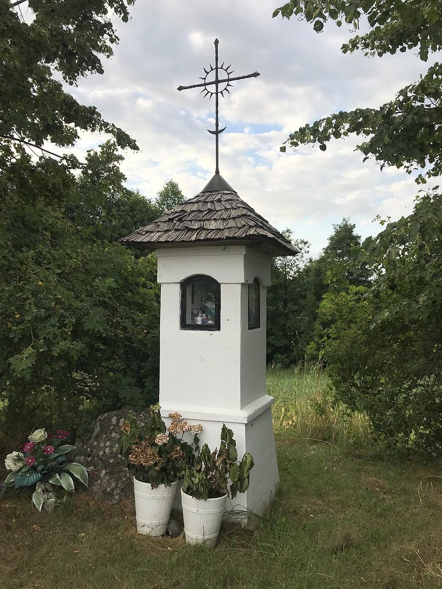 przydrożna kapliczka