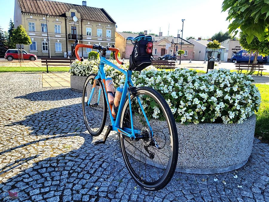 Pauza na rynku w Koźminku