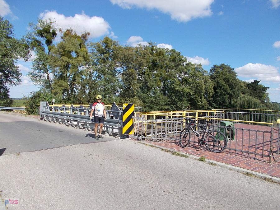 Marian65 na śluzie w Białej Górze