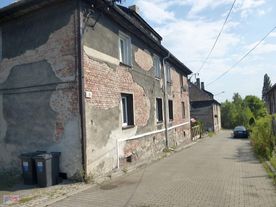ul. Brola wymaga remontu