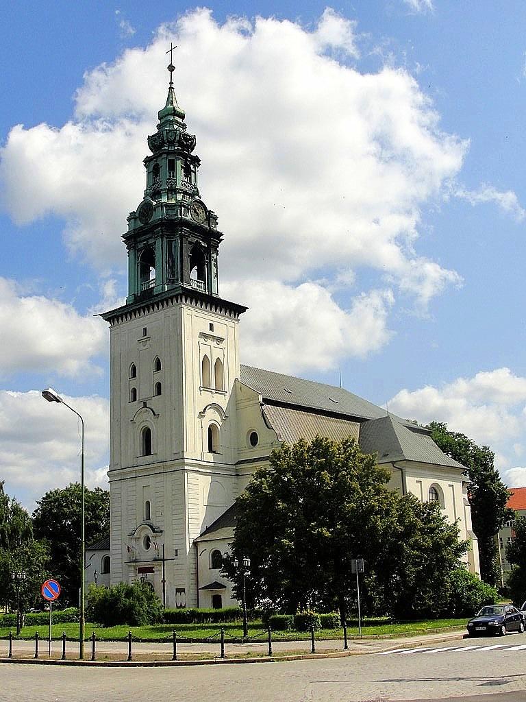 Kościół ewangelicki, obecnie rzymskokatolicki pod wezwaniem św. Jadwigi Śląskiej z XVIII w w Krośnie Odrzańskim