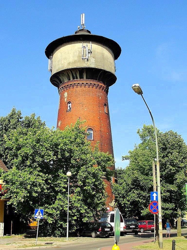 Nieczynna wieża ciśnień z 1903 r. w Kostrzynie nad Odrą
