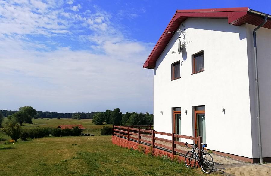 Ostatnie spojrzenie na wakacyjne lokum, Radzewice