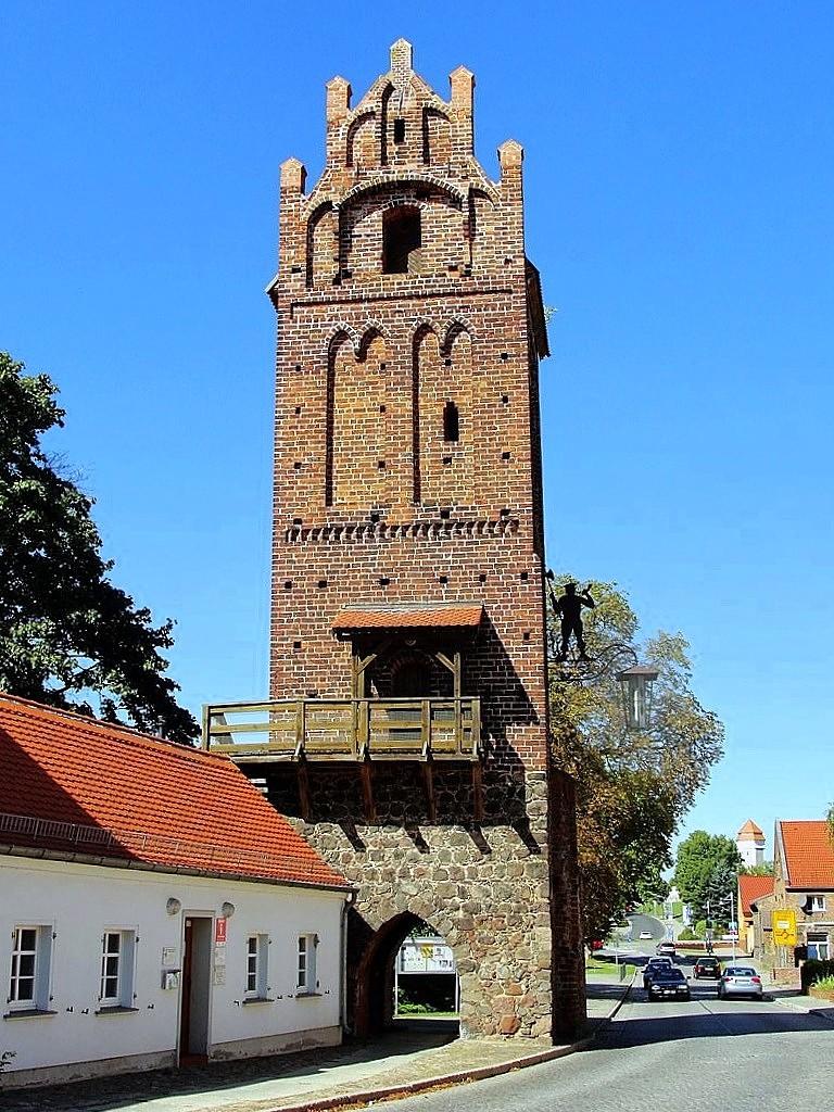 Brama Berlińska z XIII wieku w Müncheberg