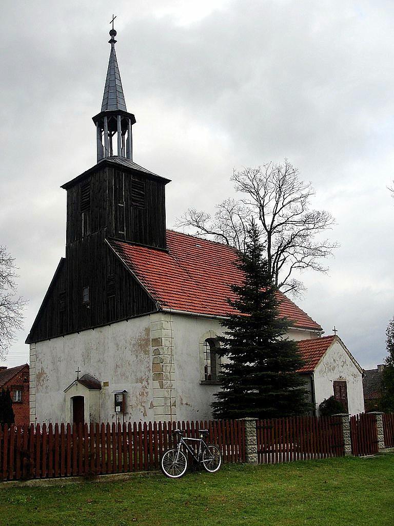 Kościół filialny pod wezwaniem Niepokalanego Poczęcia NMP, murowano-szachulcowy, z XVIII wieku w Łagówku