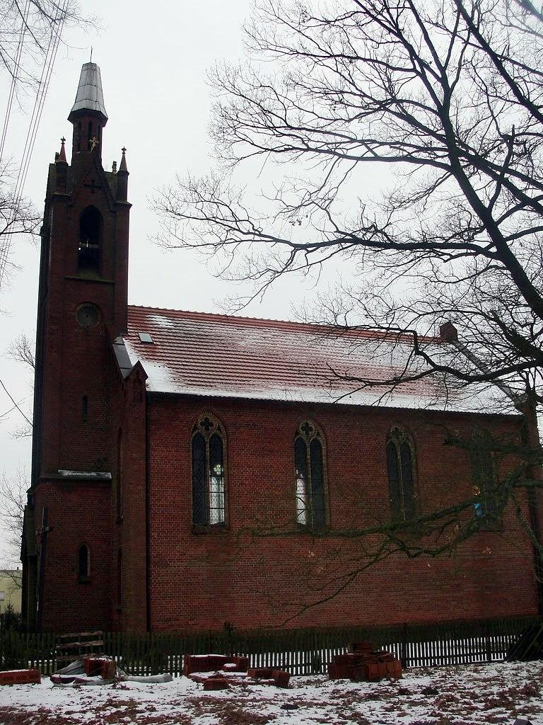 kościół ewangelicki, obecnie rzymskokatolicki filialny pod wezwaniem św. Jana Chrzciciela, z lat 1862-62 w Miechowie