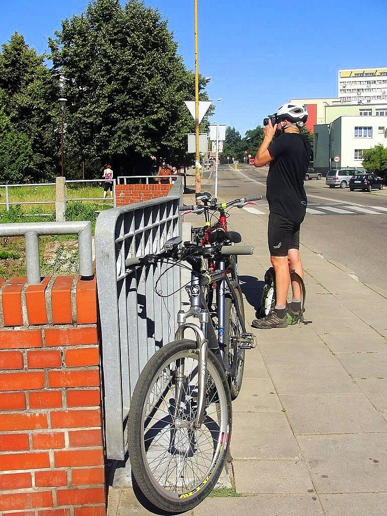 Michał foci bramę..