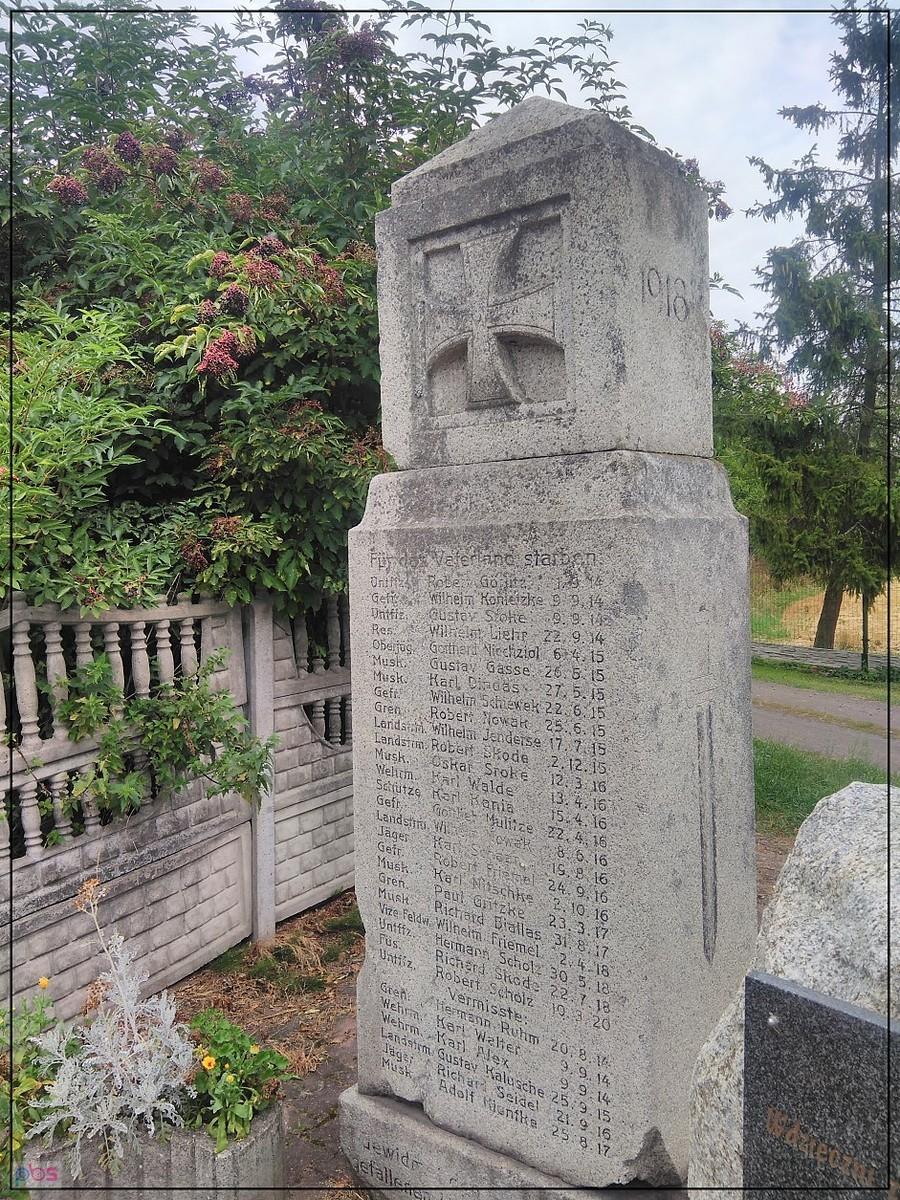 Obelisk ku pamięci poległym w I Wojnie Światowej w Biskupicach Oławskich