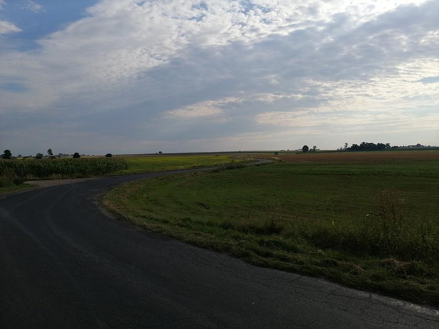 Boczna droga na Krotoszyn przez Kobierno.