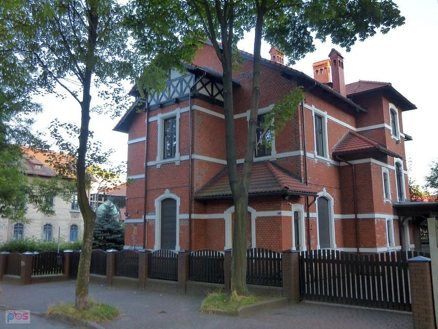 Domek przy Dąbrowskiego