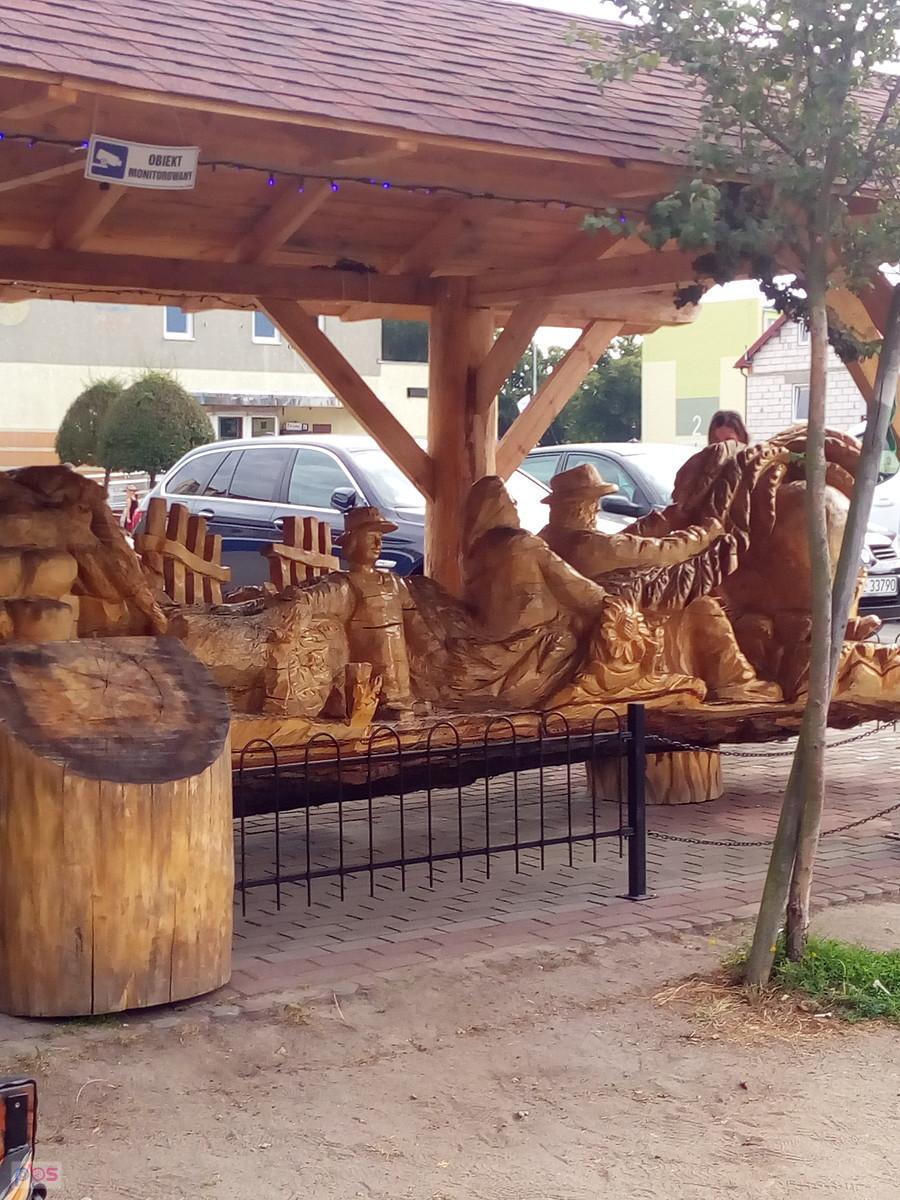 "Zasadził dziadek rzepkę w ogrodzie..."