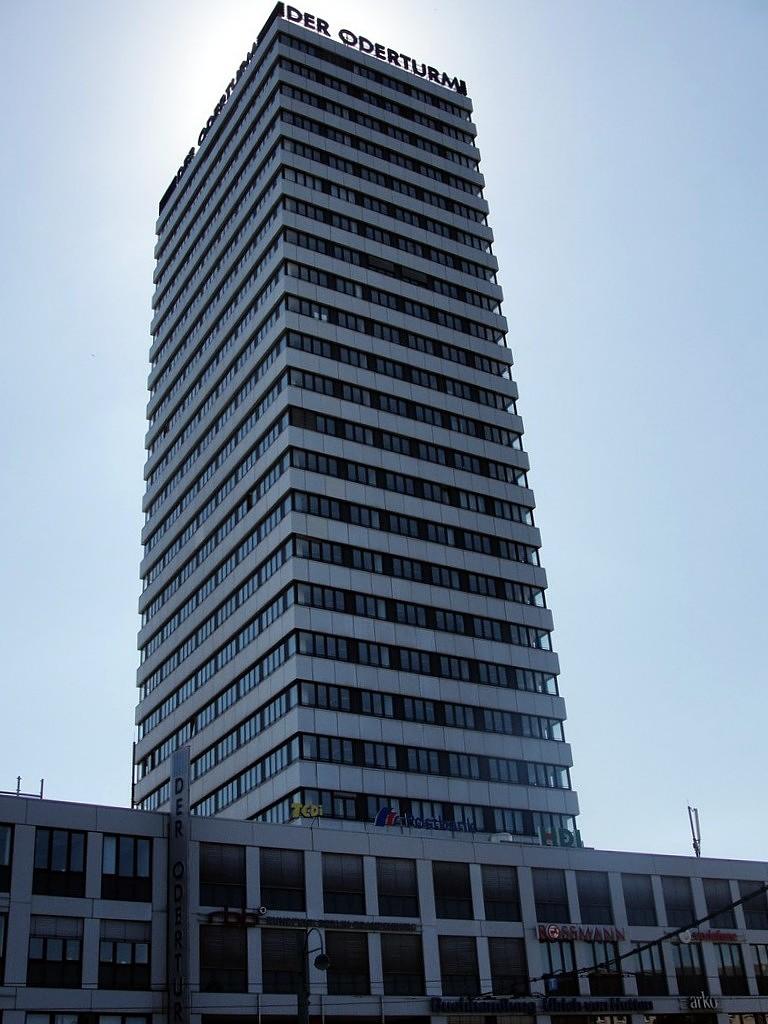 Der Oderturm - 91 metrowy wieżowiec we Frankfurcie nad Odrą
