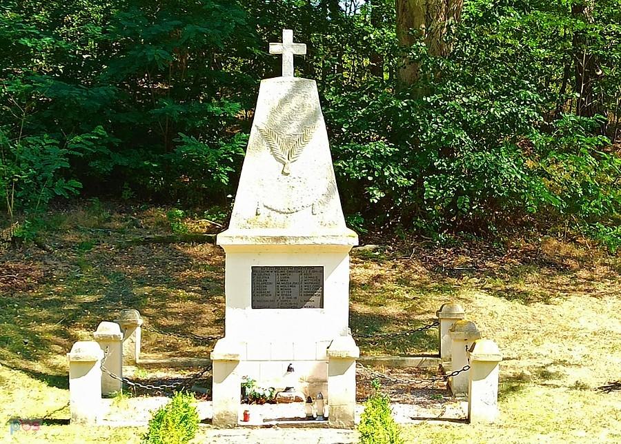 Pomnik z 1920 r. ku czci poległym mieszkańcom Dormowa