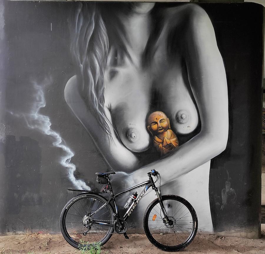 Cóż, ten mural już u mnie był. Ale... :)