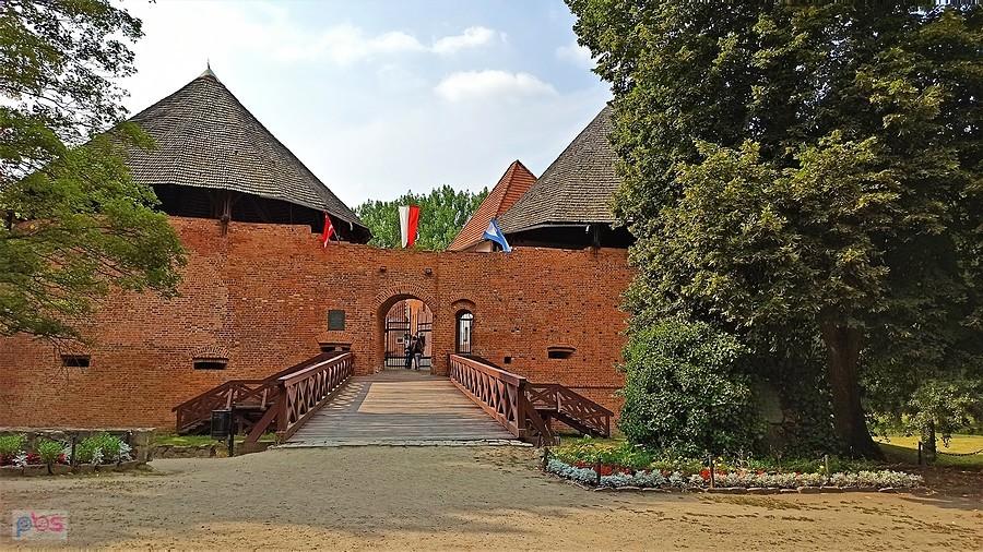 Zamek w Międzyrzeczu z poł. XIV w.