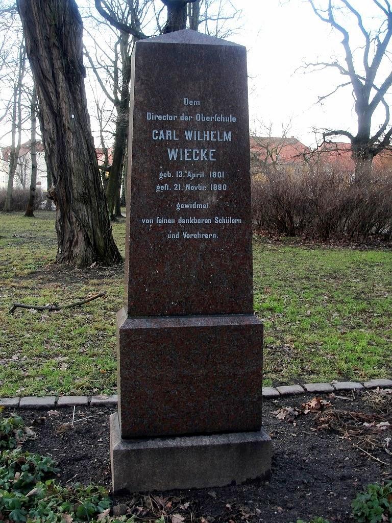 Pomnik Carla Wilhelma Wiecke w Parku Kleista we Frankfurcie nad Odrą