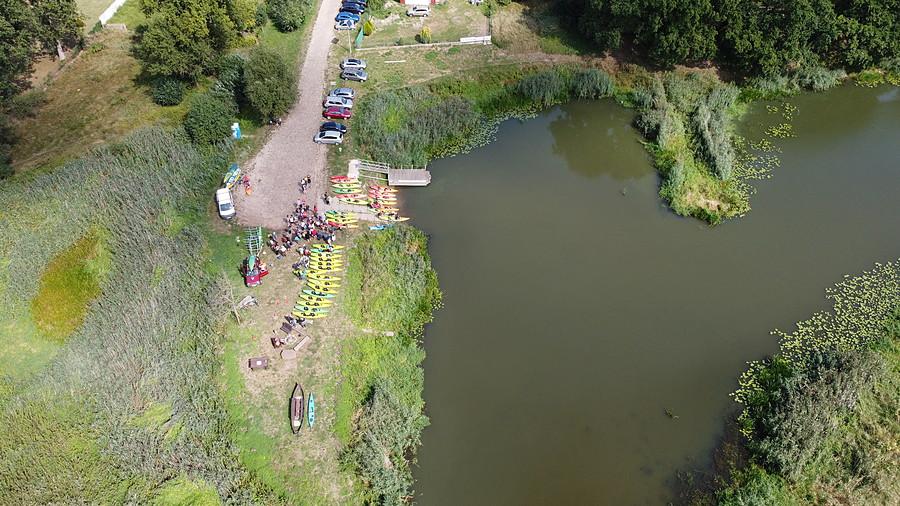 Port Radzewice. Ruch kajakowy tam spory