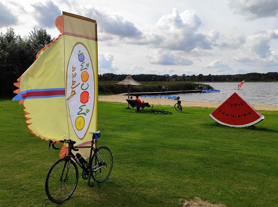Wiało, oj, wiało, Owocowa Plaża w Zborowie