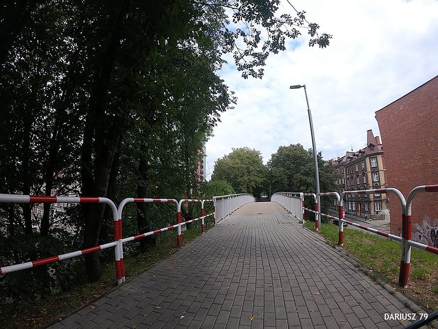 Bytom - Promenada spacerowa nad ul. Siemianowicką