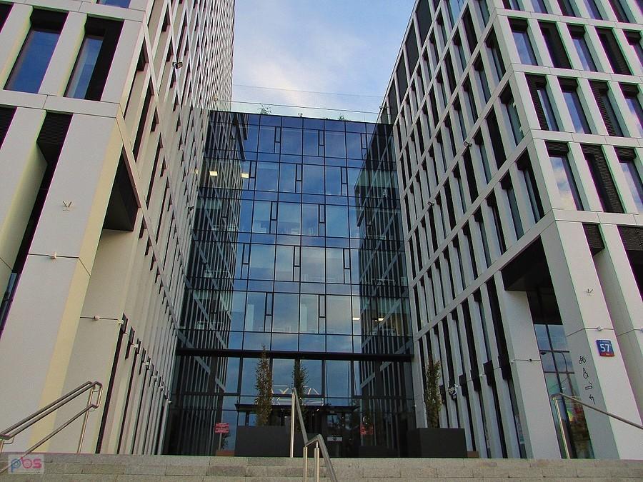 Tu się trzepie kasę, czyli Centrum Obsługi Podatnika m.st. Warszawy na Obozowej