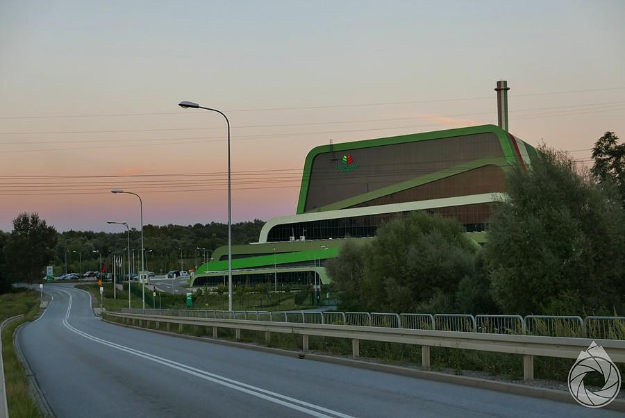 ekospalarnia z licznikiem odpadów i zanieczyszczeń