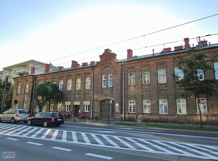 Koszary na 11 Listopada