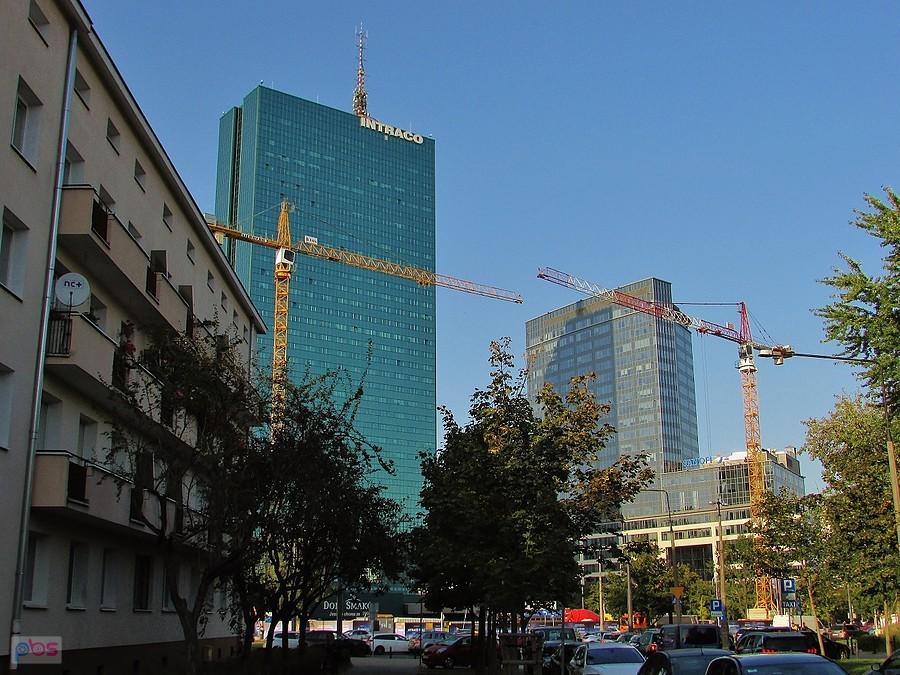 Widok z ulicy Lewartowskiego
