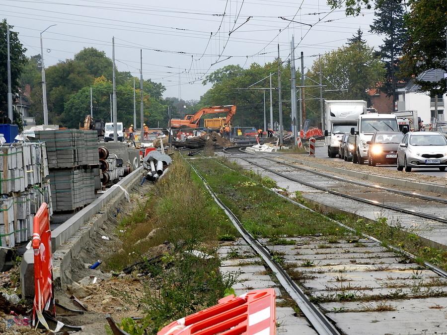 Aleja Wojska Polskiego nadal w przebudowie.