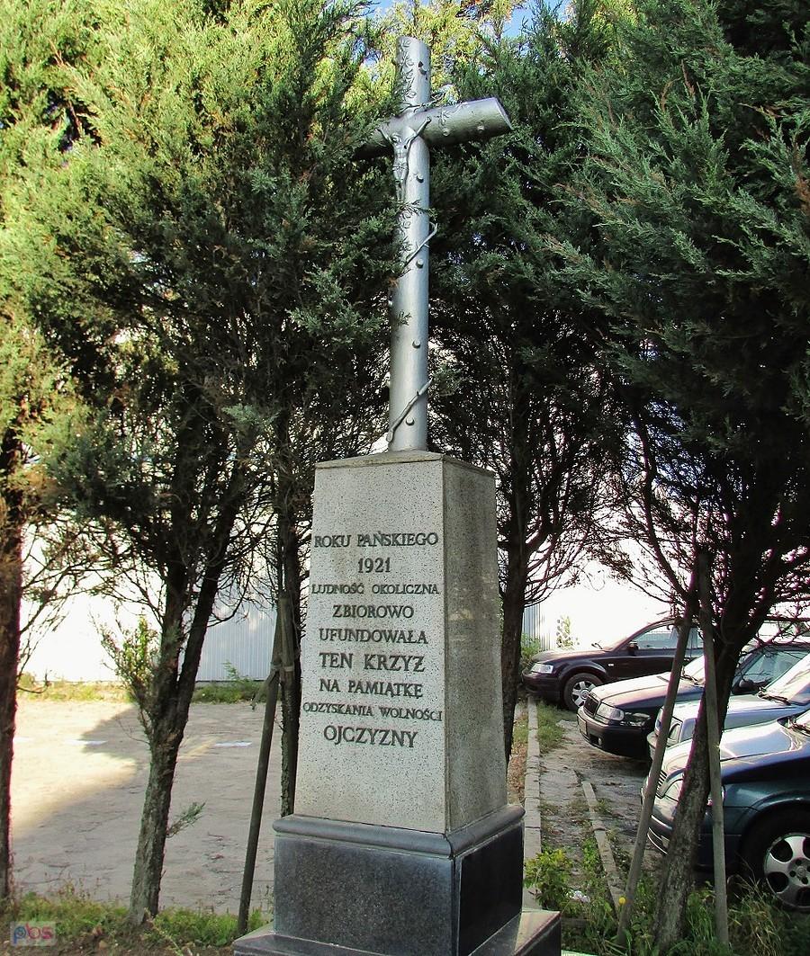 Krzyż Niepodległościowy na Karolkowej