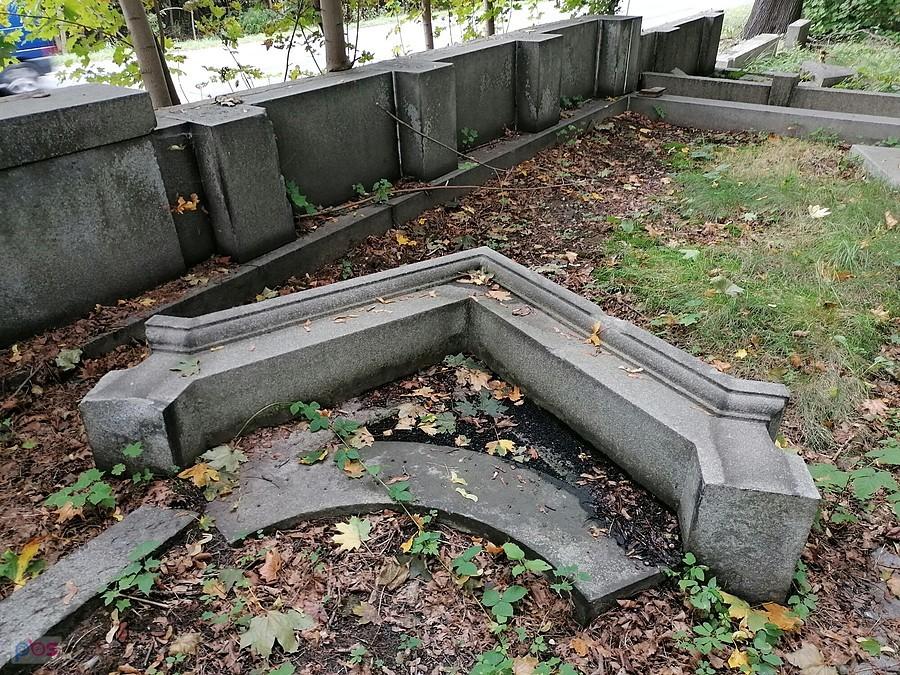 Ruiny grobowców na kirkucie w Pyskowicach