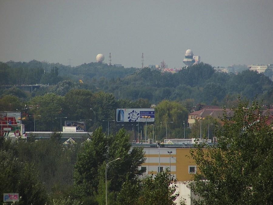 Widok z Górki Kazurki w kierunku lotniska na Okęciu