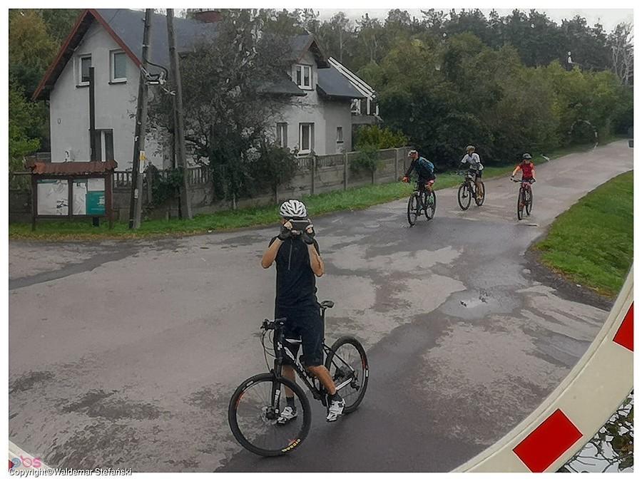 I wesoła ekipa w zwierciadle - gdzieś na szlaku w PKWŁ