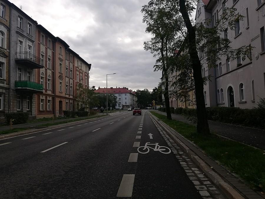 Pas rowerowy w Jeleniej Górze, czyli świat się kończy :)