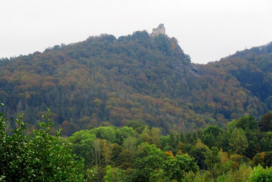 Na samej górze Zamek Chojnik, Jelenia Góra