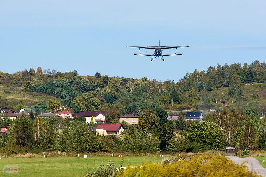 An-2 #SP-ANH podchodzi do lądowania w Niegowoniczkach