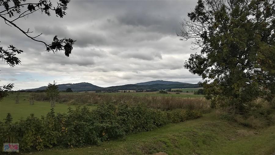 Ślężańska panorama z okolic Olesznej